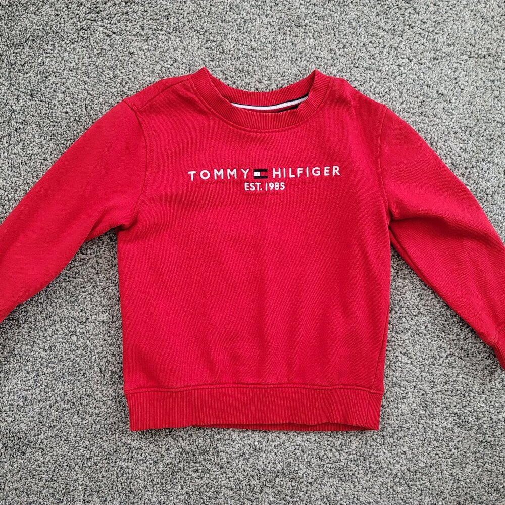 Kids Tommy Hilfiger Red Sweatshirt XS 4-5, Nice Condition